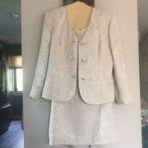 Elegant 3 piece suit